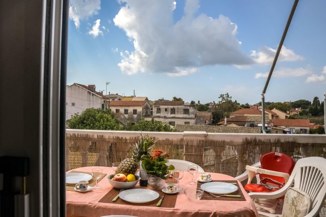 Modern Flat With Beautiful Views In South Of Corfu Leilighet Lefkímmi Eksteriør bilde