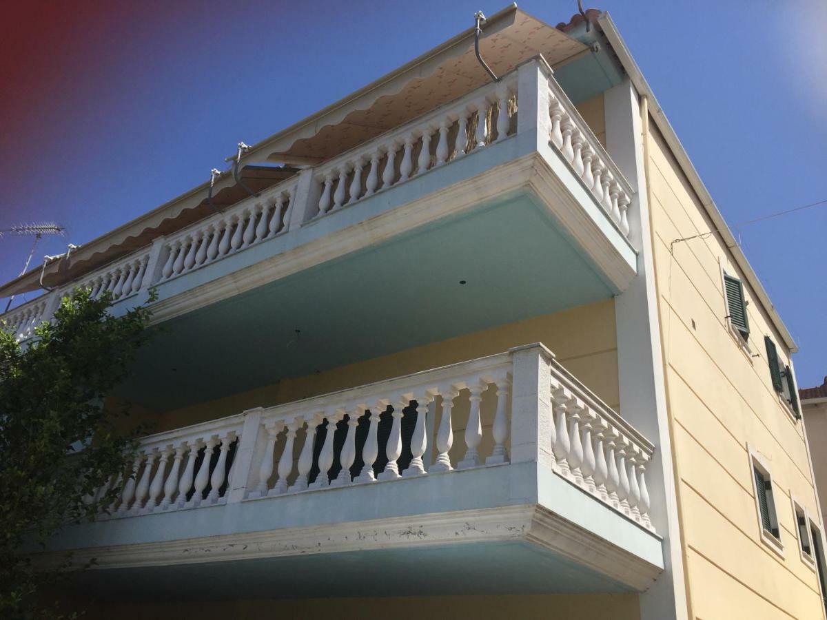 Modern Flat With Beautiful Views In South Of Corfu Leilighet Lefkímmi Eksteriør bilde